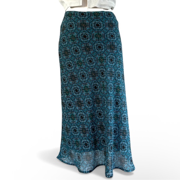 First Option Dresses & Skirts - Y2K FIRST OPTION Mesh Overlay Midi Skirt Geo Print Whimsigoth Boho Indie Size M
